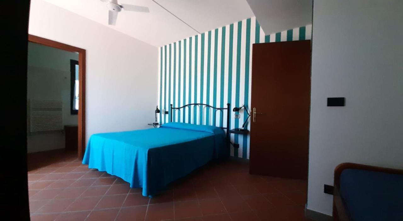 Agriturismo Calendiluna Luni Εξωτερικό φωτογραφία